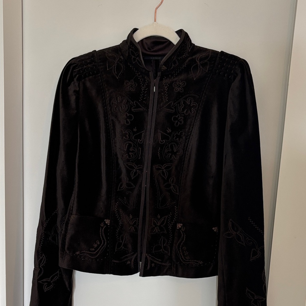 Elegant Black Embroidered Women's Jacket
